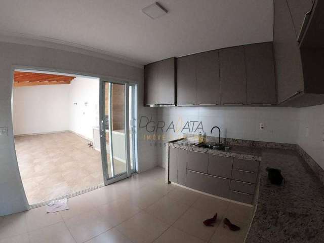 Casa com 3 dormitórios à venda, 235 m² por R$ 950.000,00 - Jardim Andere - Varginha/MG