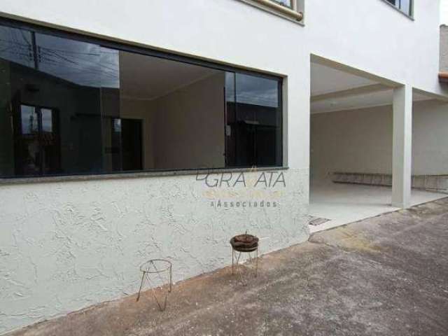 Oportunidade Casa com 4 quartos à venda, 220 m² por R$ 550.000 - Jardim Petrópolis - Varginha/MG