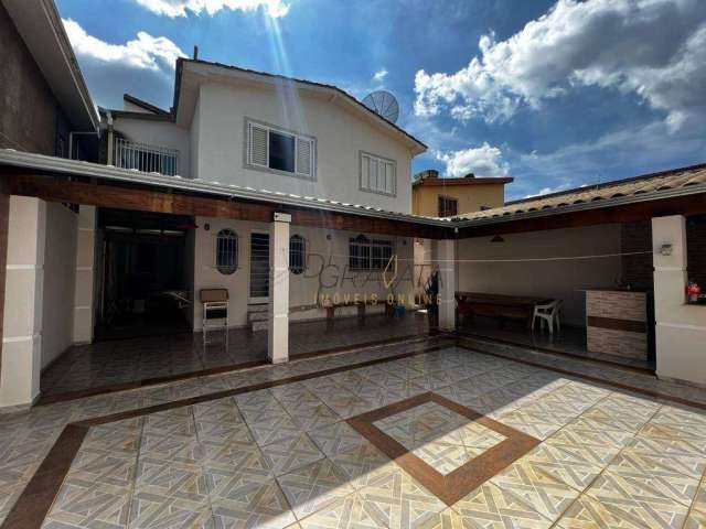 Casa com 5 quartos à venda, 317 m² por R$ 680.000 - Jardim Andere - Varginha/MG