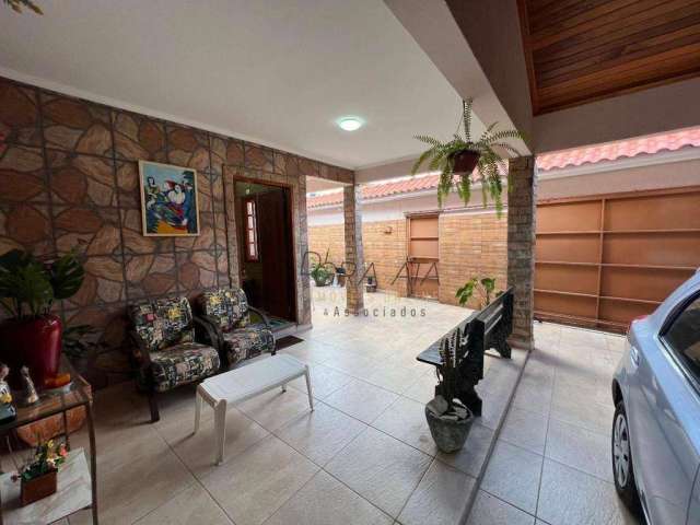 Casa com 3 dormitórios à venda, 151 m² por R$ 450.000,00 - Jardim Sion - Varginha/MG