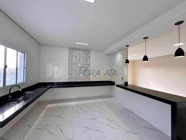 Casa com 3 dormitórios à venda, 186 m² por R$ 650.000,00 - Imperial - Varginha/MG