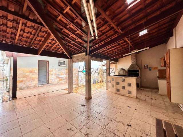 Casa com 5 quartos à venda, 225 m² por R$ 780.000 - Jardim Andere - Varginha/MG