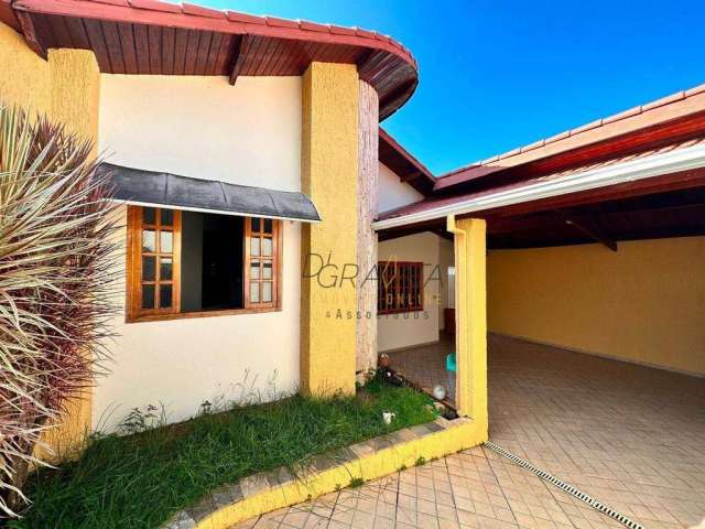 Casa com 3 quartos e piscina à venda, 268 m² por R$ 790.000 - Parque Urupês III - Varginha/MG