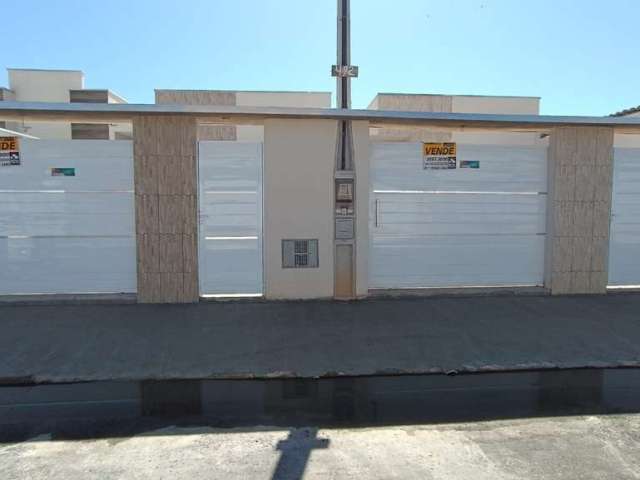 Casa à venda no bairro Balneário dos Golfinhos - Caraguatatuba/SP