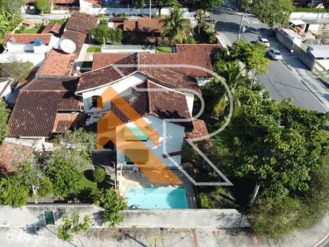 Casa com 4 quartos à venda na Rua Madri, Piratininga, Niterói, 251 m2 por R$ 1.550.000