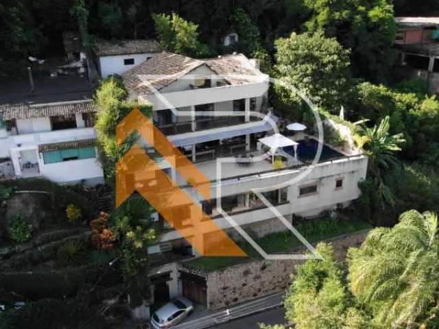 Casa com 5 quartos à venda na Estrada Leopoldo Froes, São Francisco, Niterói, 949 m2 por R$ 3.000.000