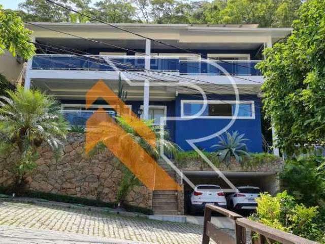 Casa em condomínio fechado com 4 quartos à venda na Estrada Francisco da Cruz Nunes, Piratininga, Niterói, 400 m2 por R$ 2.000.000