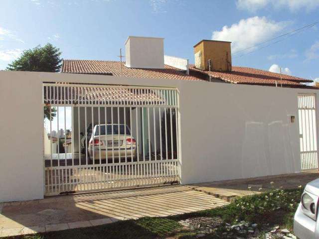 Casa residencial à venda, Candelária, Natal.