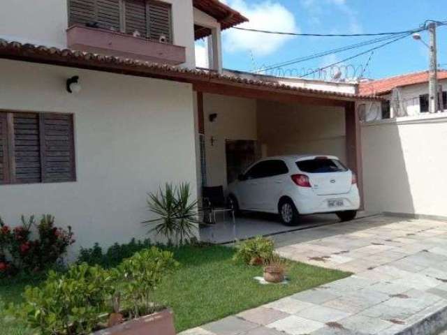 Casa com 3 dormitórios à venda, 332 m² por R$ 650.000,00 - Nova Parnamirim - Parnamirim/RN