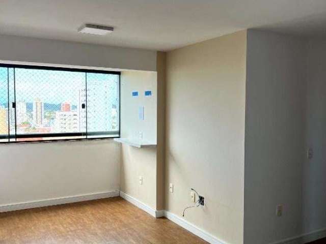 Apartamento com 2 dormitórios sendo 1 suíte, sombra, 2 vagas  de  garagens livres, à venda, 56 m² por R$ 370.000 - Lagoa Nova - Natal/RN