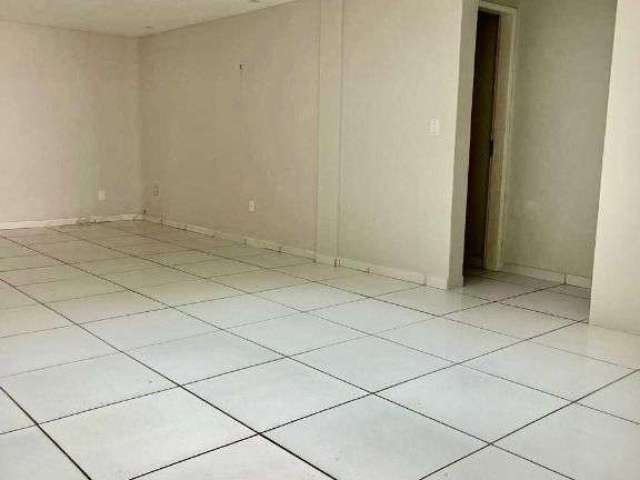 Apartamento com 3 dormitórios à venda, 100 m² por R$ 260.000 - Candelária - Natal/RN