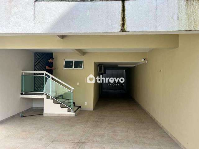 Casa com 3 dormitórios à venda, 180 m² por R$ 400.000,00 - Serrinha - Fortaleza/CE