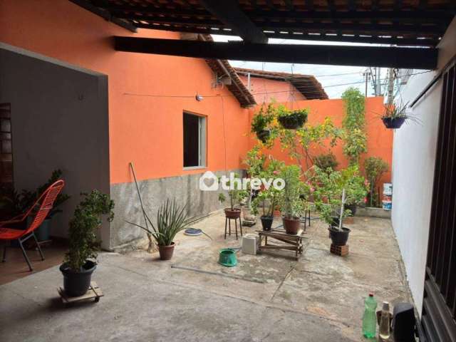 Casa com 2 dormitórios à venda, 88 m² por R$ 260.000,00 - Itararé - Teresina/PI