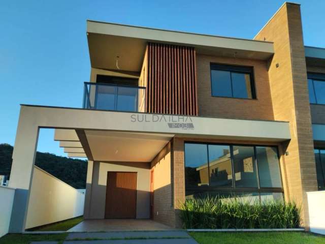 Casa com 3 quartos à venda na Rodovia Doutor Antônio Luiz Moura Gonzaga, 2800, Rio Tavares, Florianópolis por R$ 1.760.000