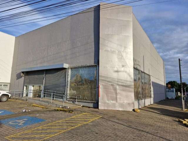 Loja de 370m² com Ótima Localização e Frente Envidraçada