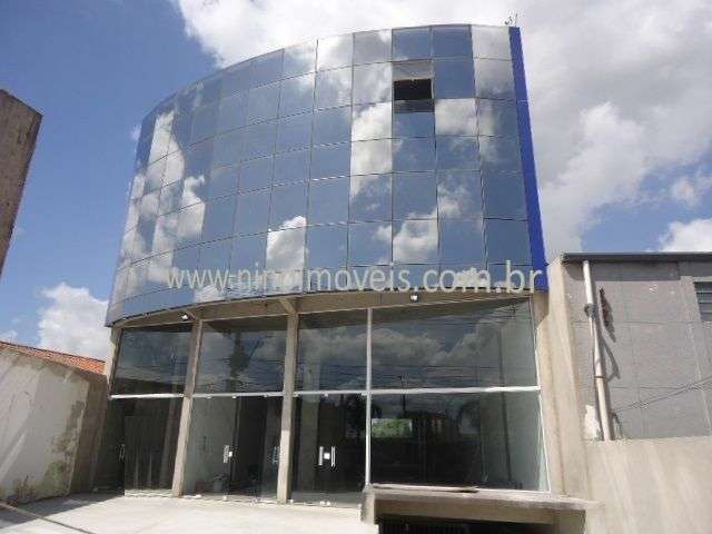 Sala Comercial de 100m² à Venda em Localização Privilegiada