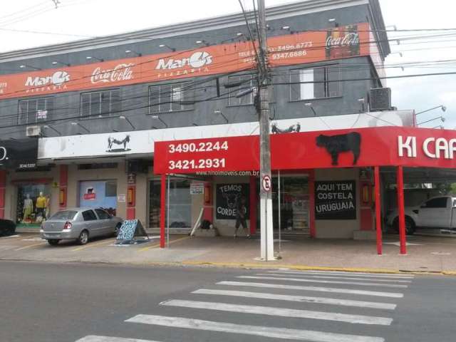 Sala Comercial de 240m² no Bairro Barnabé - Ideal para Restaurante ou Salão de Festas