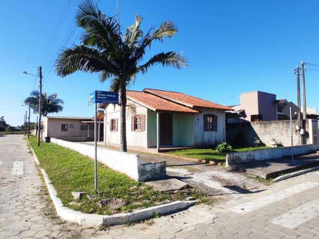 Casa para Venda em Sombrio, Parque das Avenidas, 2 dormitórios, 1 banheiro, 1 vaga