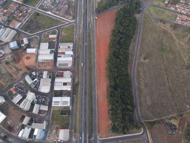 Lote comercial com pagamento em até 60 x na Rodovia Elieser Magalhães em Araçatuba/SP