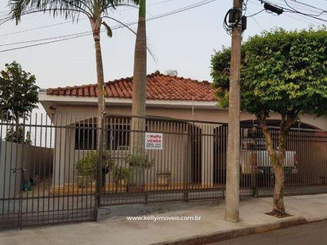 Casa para Venda em Presidente Prudente, Jardim Aviação, 4 dormitórios, 1 suíte, 2 banheiros, 1 vaga