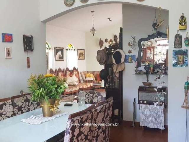 Casa para Venda em Presidente Prudente, Vila Mathilde Vieira, 3 dormitórios, 1 suíte, 2 banheiros, 2 vagas