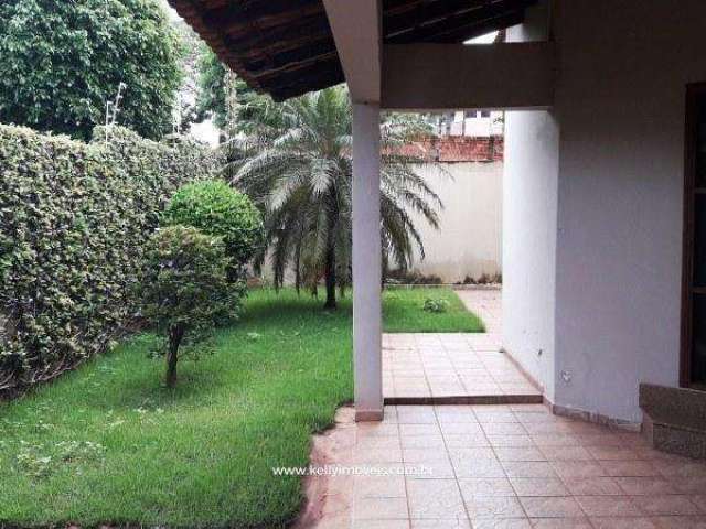 Casa para Venda em Presidente Prudente, Jardim Petrópolis, 3 dormitórios, 3 suítes, 4 banheiros, 4 vagas