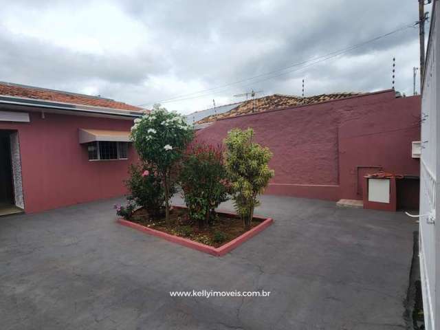 Casa para Venda em Presidente Prudente, Jardim Prudentino, 3 dormitórios, 1 banheiro, 3 vagas