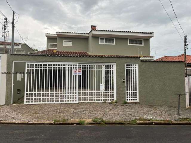 Casa para Venda em Presidente Prudente, Jardim Aviação, 4 dormitórios, 2 suítes, 3 banheiros, 4 vagas