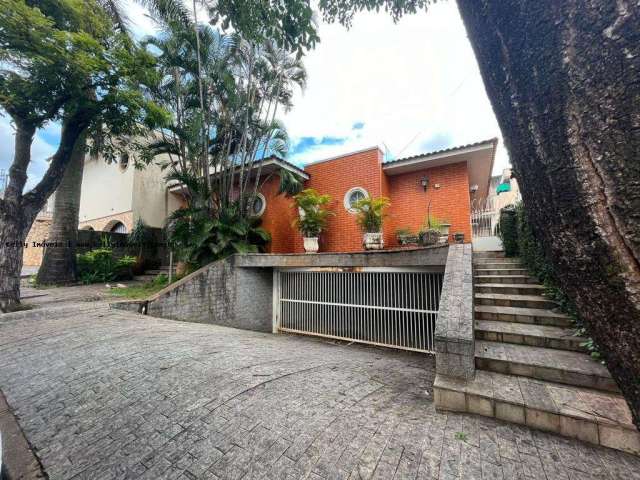 Casa para Venda em Presidente Prudente, Jardim Aviação, 4 dormitórios, 2 suítes, 4 banheiros, 2 vagas