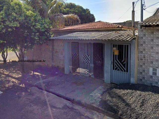 Casa para Venda em Presidente Prudente, Jardim Santa Fé, 3 dormitórios, 2 banheiros, 2 vagas