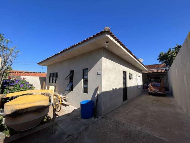 Casa para Venda em Presidente Prudente, Jardim Sumaré, 3 dormitórios, 1 banheiro, 3 vagas