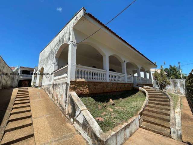 Casa para Venda em Presidente Prudente, Jardim Bongiovani, 3 dormitórios, 3 suítes, 7 banheiros, 2 vagas