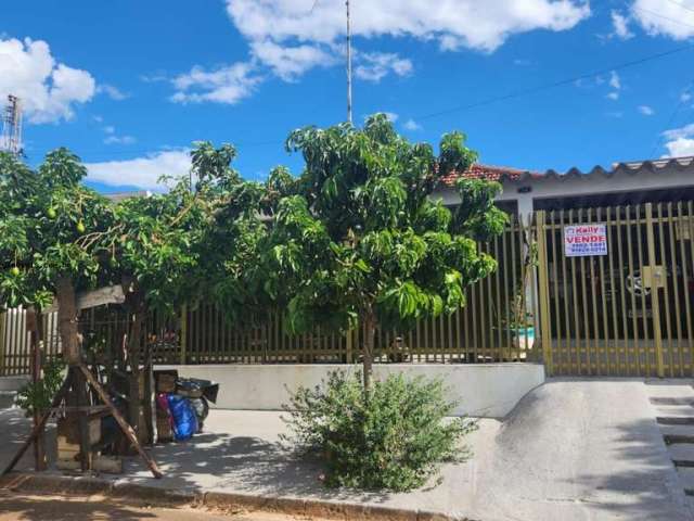 Casa para Venda em Presidente Prudente, Jardim Vale Do Sol, 4 dormitórios, 2 banheiros, 4 vagas