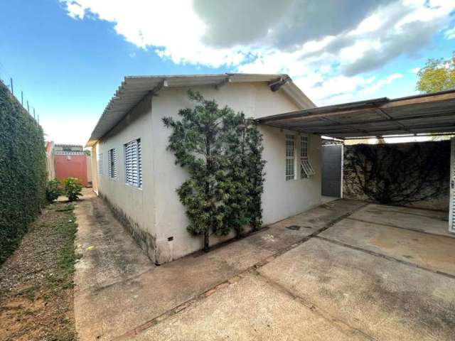 Casa para Venda em Presidente Prudente, Parque Alexandrina, 3 dormitórios, 1 banheiro, 2 vagas