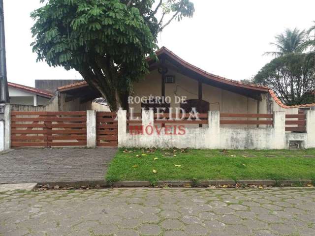 Casa com 3 quartos à venda na Av. Flacides Ferreira, 1066, Jardim Jamaica, Itanhaém, 187 m2 por R$ 700.000