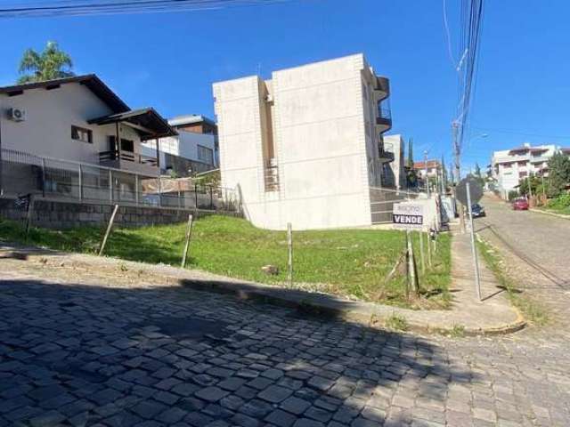 Terreno à venda na Nossa Senhora da Saúde, Caxias do Sul  por R$ 360.000