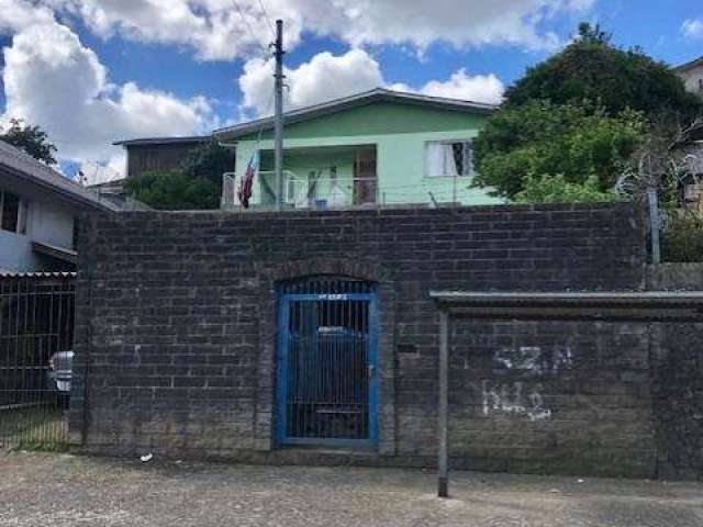 Casa com 4 quartos à venda na Nossa Senhora de Fátima, Caxias do Sul  por R$ 490.000