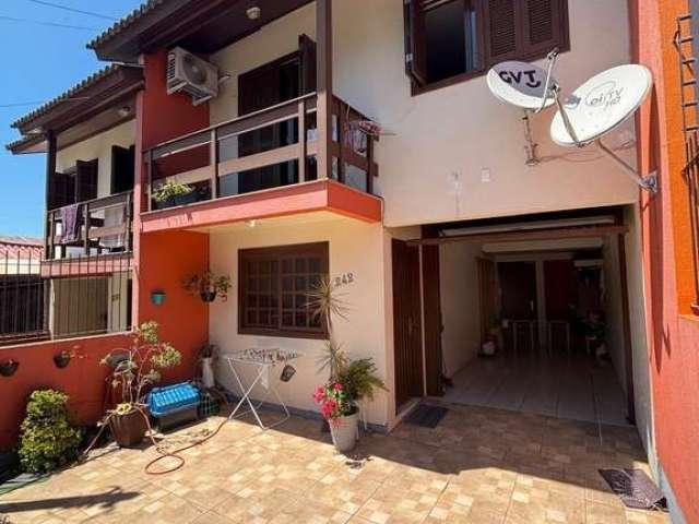 Casa com 3 quartos à venda na Bela Vista, Caxias do Sul  por R$ 370.000