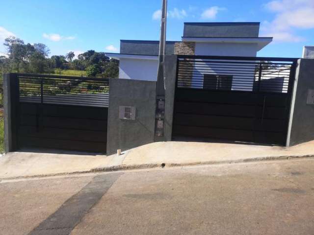 Casa para Venda em Atibaia, Vila Santa Helena, 2 dormitórios, 1 suíte, 2 banheiros, 2 vagas