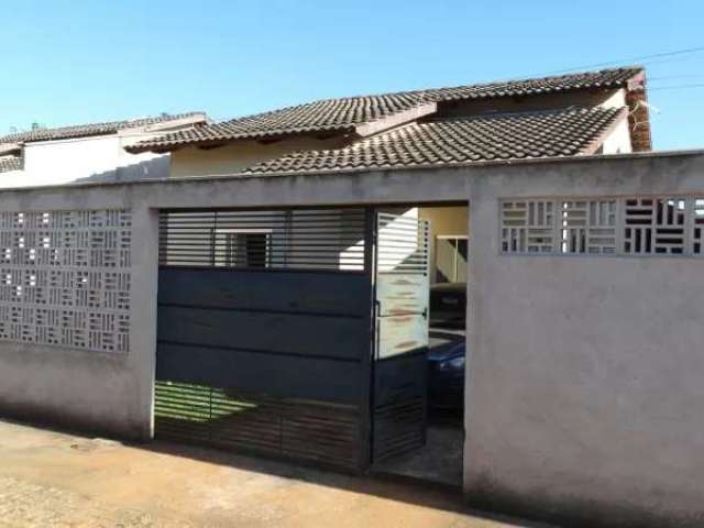 Casa 2 Dormitórios para Venda