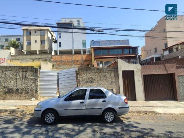 Terreno à venda na Olbiano Sausmikat, --, Heliópolis, Belo Horizonte por R$ 450.000