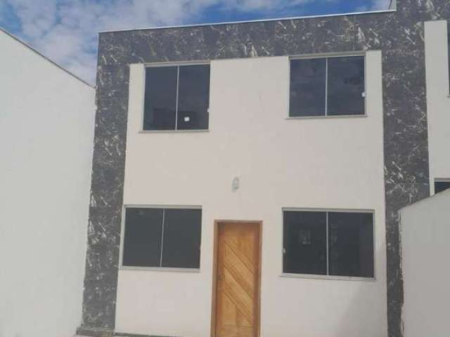 Casa com 4 quartos à venda na Rua Alvinópolis, --, Parque Xangri-Lá, Contagem por R$ 620.000