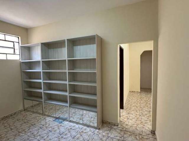 Casa comercial com 2 salas para alugar na dos Bem-te-vis, --, Planalto, Belo Horizonte por R$ 2.700