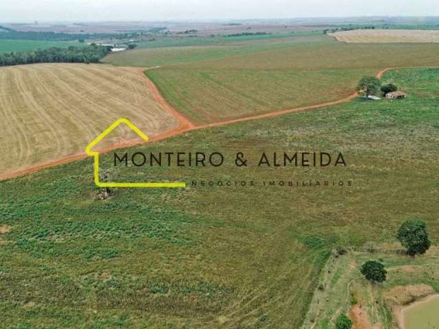 FAZENDA COM 186 ALQ. (450.12ha) a VENDA EM ITAPETININGA/SP.