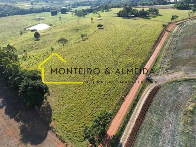 SITIO 12 ALQ. (29,04 ha) A VNDA EM ITAPETININGA/SP.