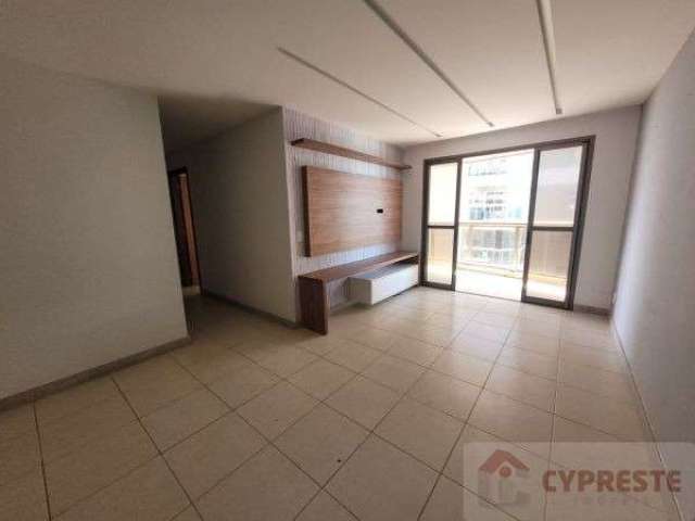 Apartamento com 3 Quartos para aluguel, 130m²