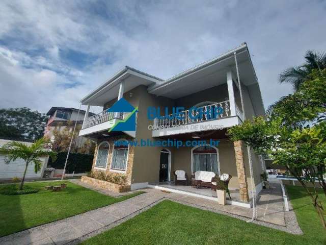 Casa à Venda no Condomínio Vivendas do Sol - Recreio dos Bandeirantes, 7 quartos 470m² por R$3.900.00,00