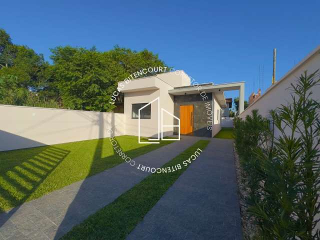 Casa à venda 2 quartos com edicula no bairro São João do Rio Vermelho - Florianópolis/SC