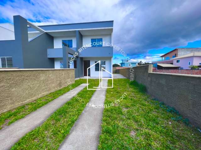 Casa a venda  com 2 dormitórios - Bairro Rio Vermelho