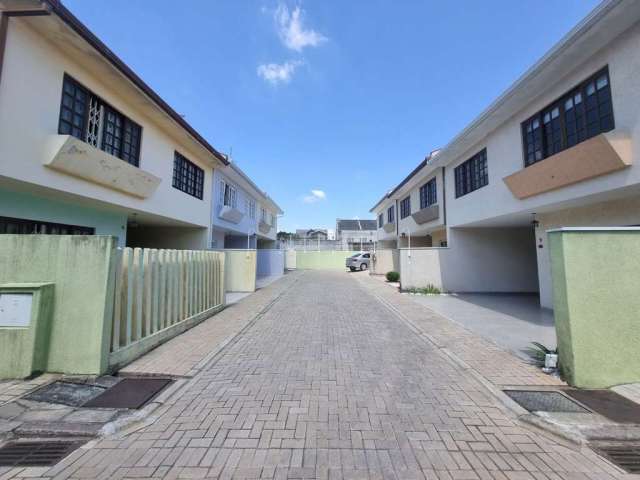 Sobrado à venda no bairro Boqueirão - Curitiba/PR